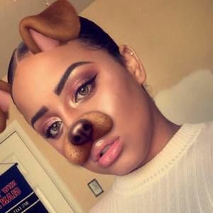 Meet your Posher, Gia